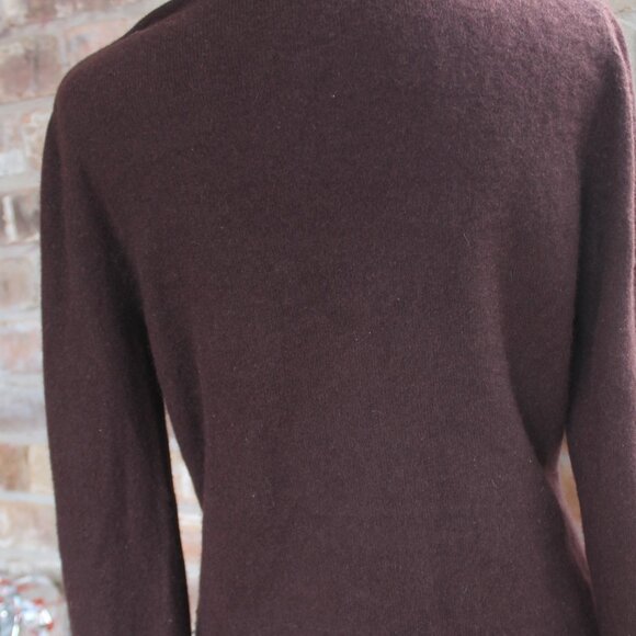 Cashmere Sweater Size Med "Prive" in chocolate Brown V neck with ribbing - Picture 2 of 10